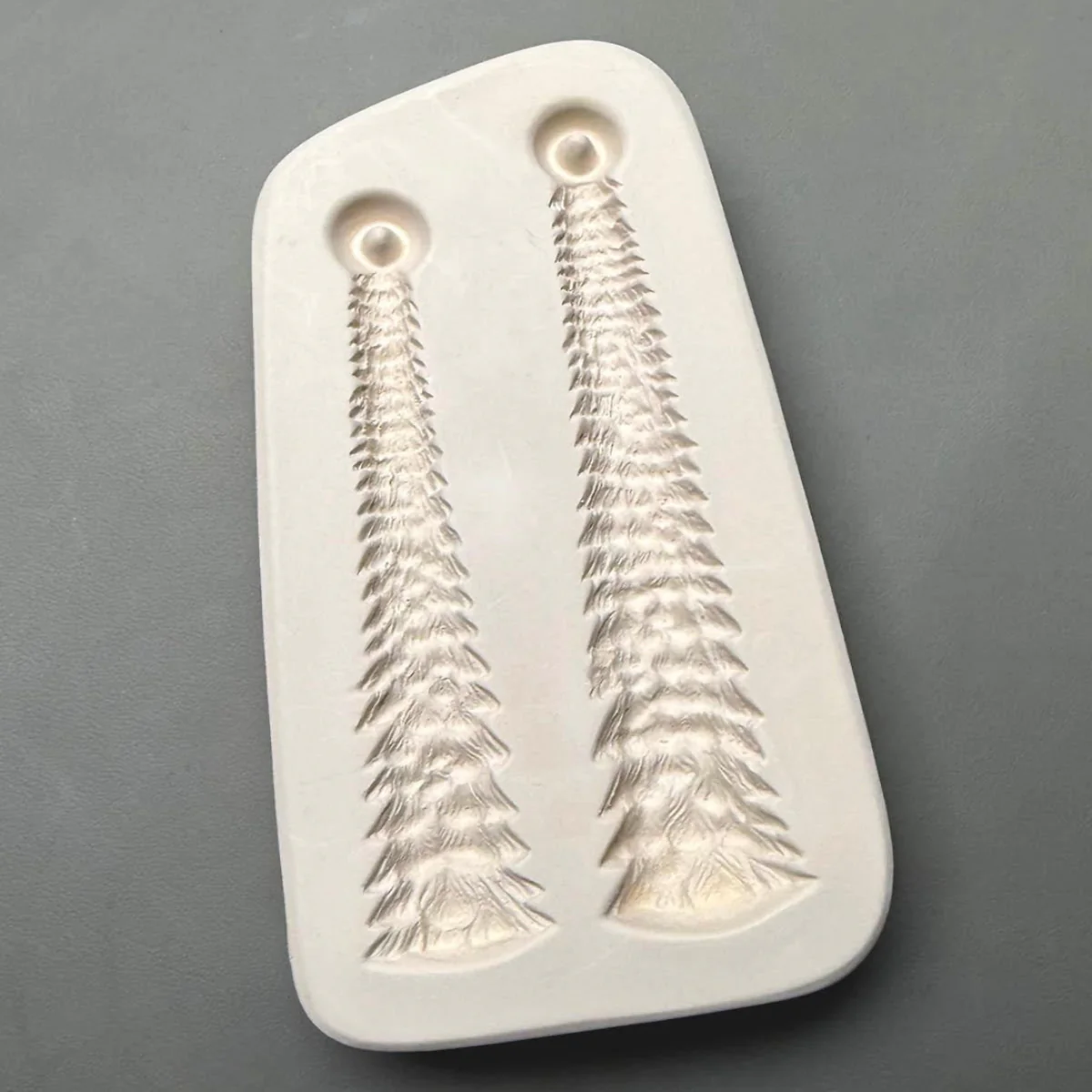Thin Tree Ornaments