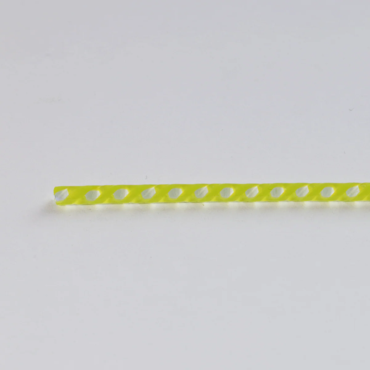 TWISTED CANE-SPRING GREEN CLEAR 90 COE
